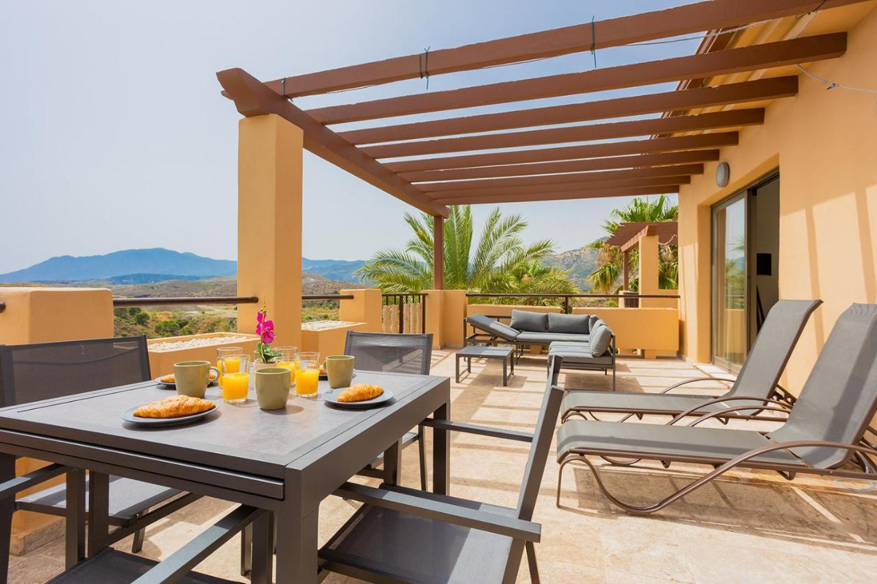 Quartiers Marbella Penthouse In Hacienda Cifuentes Benahavis Apartment Estepona Ngoại thất bức ảnh